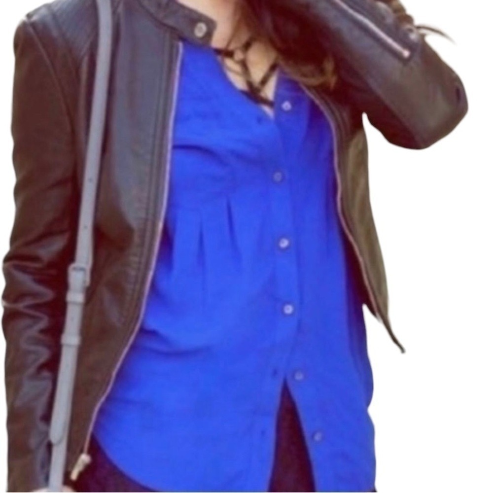 Anthropologie Maeve blue button down shirt size small